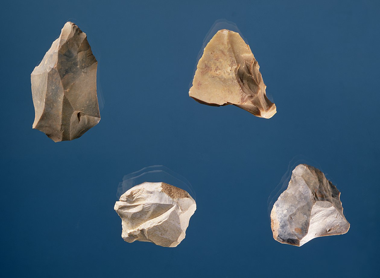 Fire verktøy, 35000-10000 f.Kr. (stein) av Prehistoric