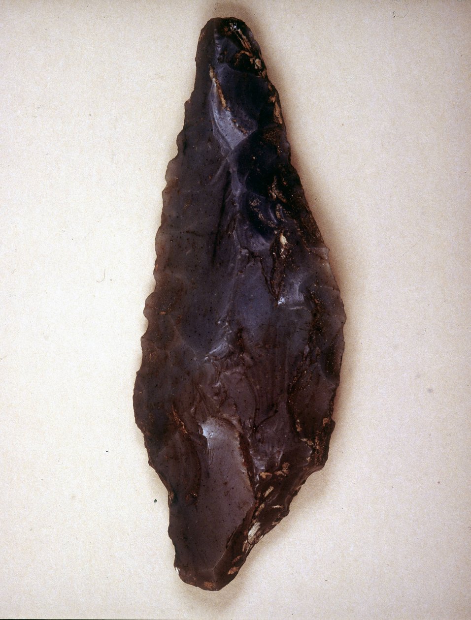 Piler peker i flint. Varese. Arkeologisk museum i Milano av Prehistoric Prehistoric