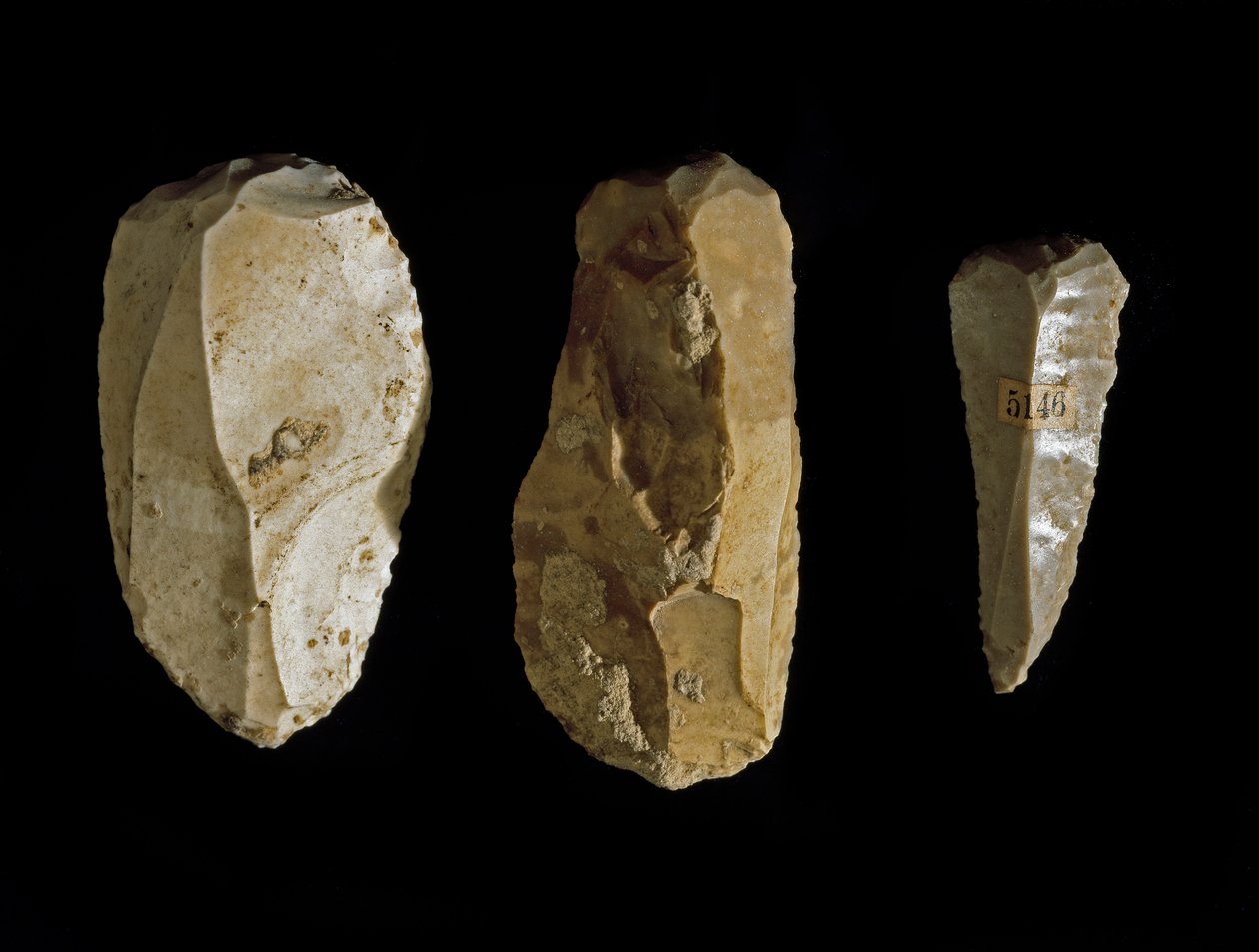 Forhistorie: ulike flintredskaper. Mesolitikums tid. Fra Umbria. Perugia, Umbrias nasjonale arkeologiske museum av Prehistoric Prehistoric