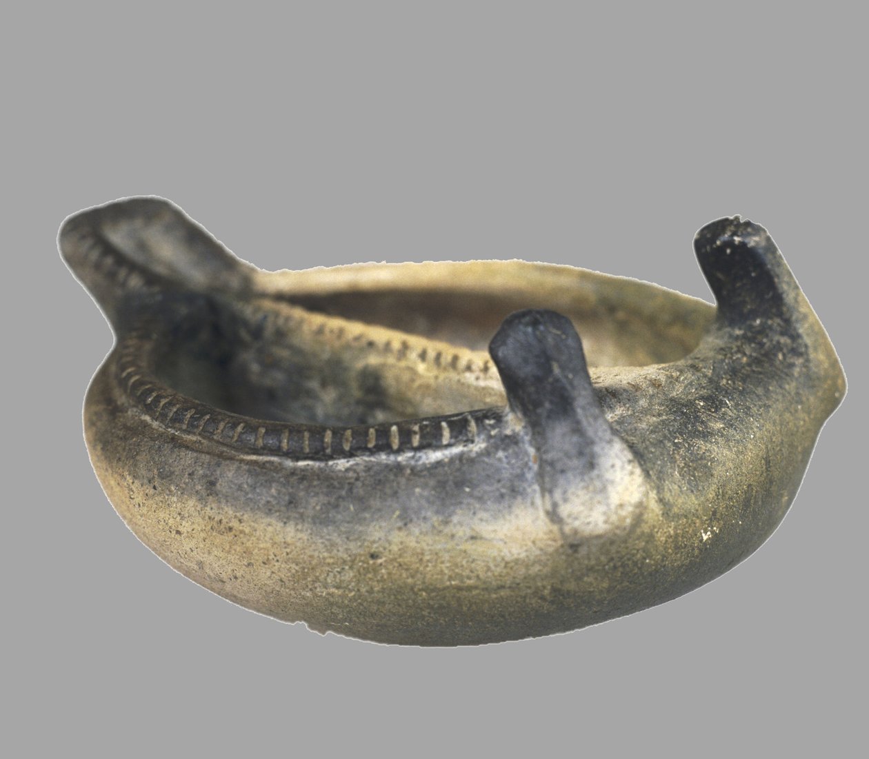 Zoomorfisk skål, 3800-3600 f.Kr av Prehistoric Russian Culture