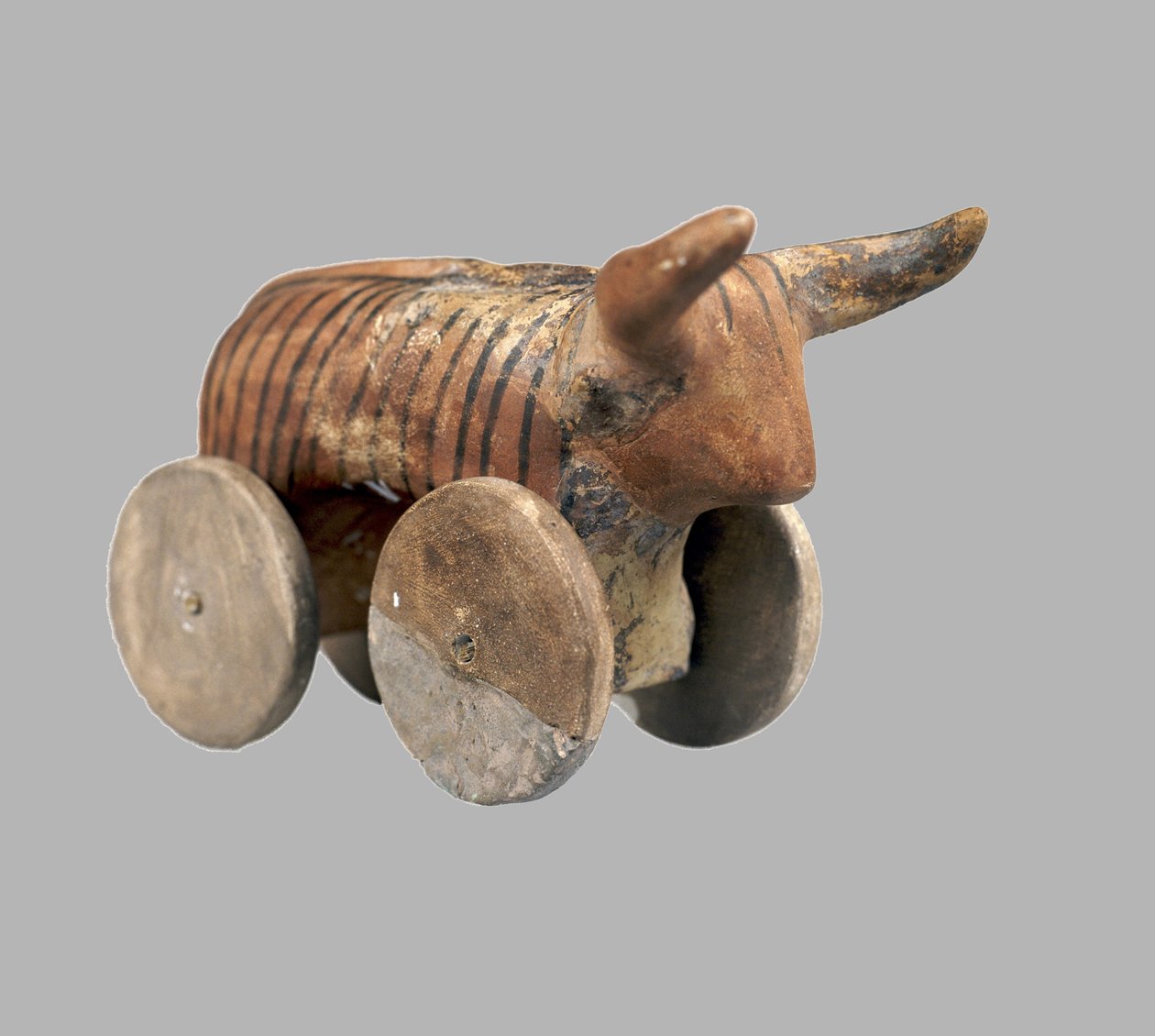 Zoomorfisk statuett med hjul, 3950-3500 f.Kr av Prehistoric Russian Culture