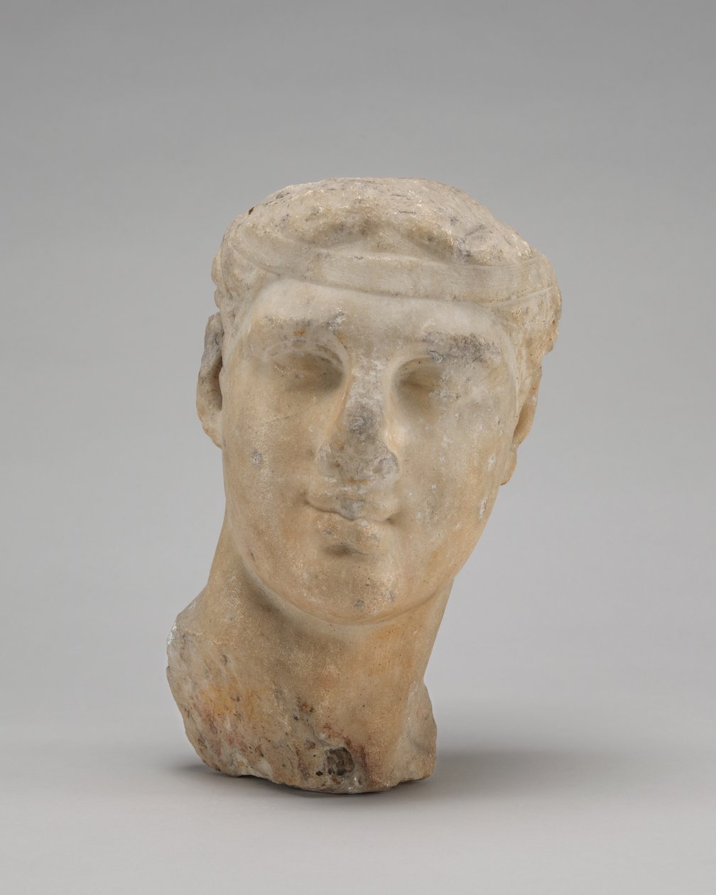 Leder for en ungdom (Dionysos eller en tilhenger?) av Probably Hellenistic