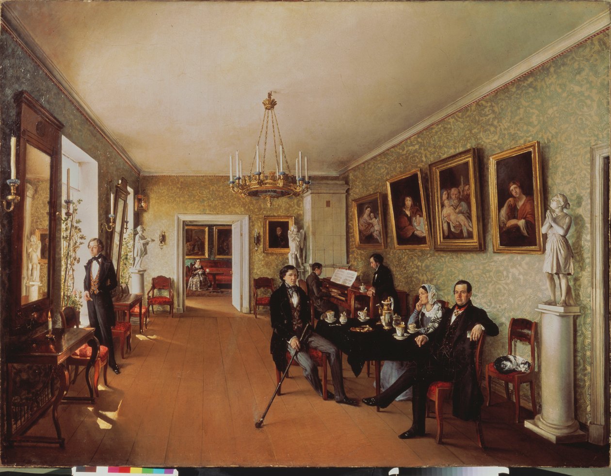 A Family Scene (Daglige aktiviteter ved tetid, noen spiller piano, andre lytter, en kvinne i bakgrunnen syr) - A Family Scene - Maleri av Prokofi Yegorovich Pushkaryev (Pushkaryev) (?-etter 1856), h av Prokophy Egorovich Pushkaryev
