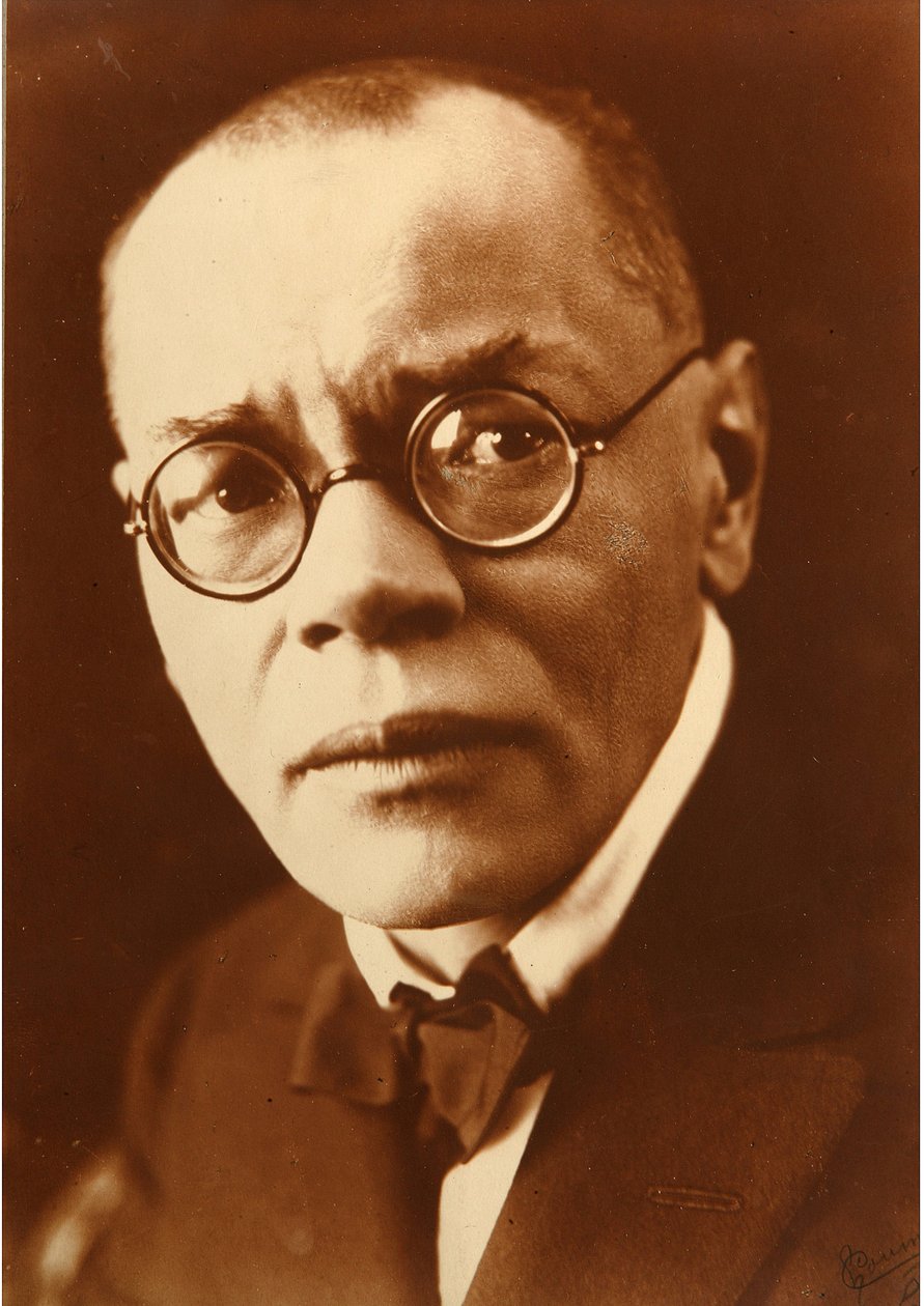 Portrett av forfatteren Aleksey Mikhailovich Remizov (Aleksei, Alexei) (1877-1957). Fotograf av Pyotr Ivanovich Shumov (1872-1936) av Pyotr Ivanovich Shumov