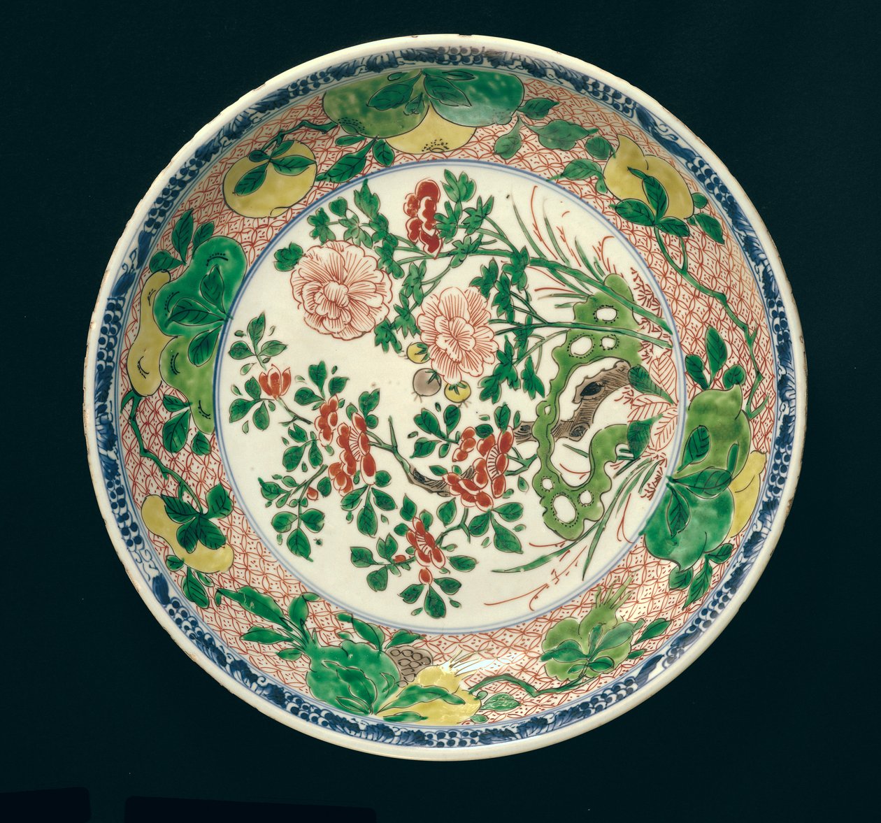 Fat med famille verte-dekor, Kangxi-perioden, 1662-1722 (keramikk) av Qing Dynasty Chinese School