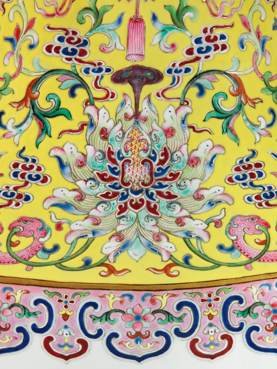 Detalj fra en av et par Imperial Famille Rose Vases (keramikk) av Qing Dynasty   Jiaqing Period Chinese School