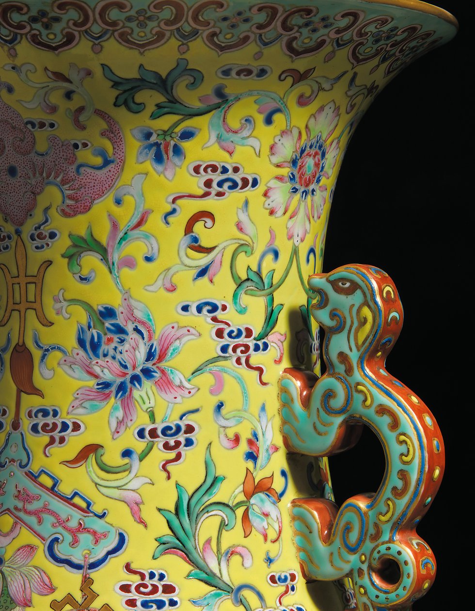 Detalj fra en av et par Imperial Famille Rose Vases (keramikk) av Qing Dynasty   Jiaqing Period Chinese School