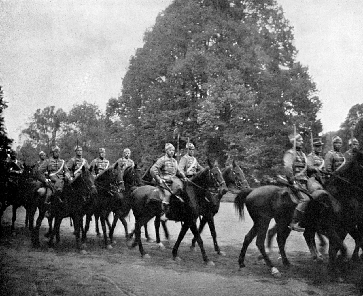 Danske husarer i Bernsdorff, 1908 av Queen Alexandra