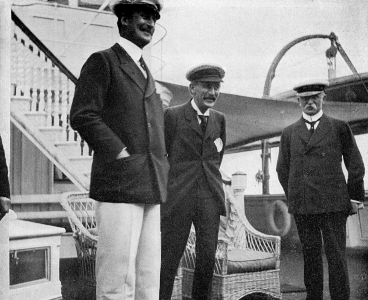 Sir Charles Hardinge, Sir Arthur Nicolson og general Sir John French, 1908 av Queen Alexandra