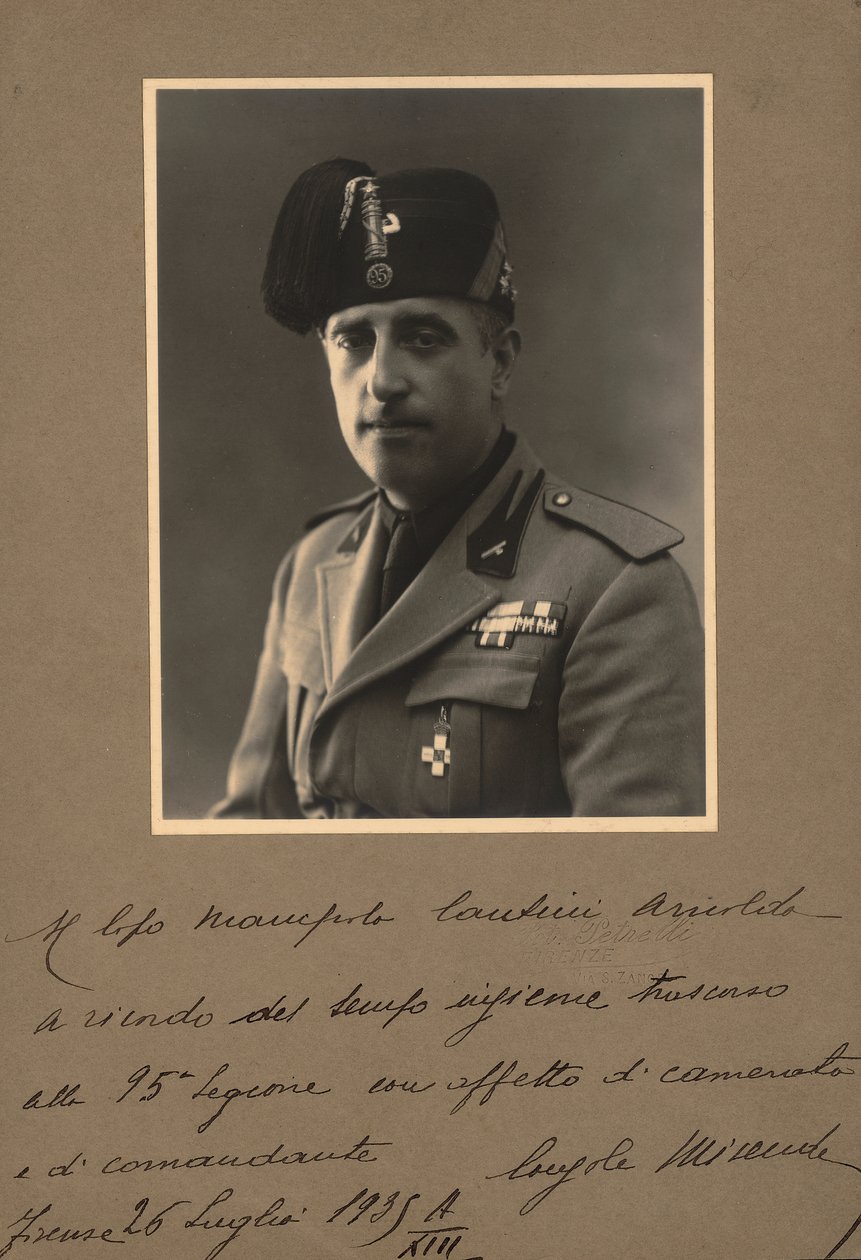 Album "MVSN- Blackshirts": Console of the Militia i uniform, 07/1935 (s/hv-bilde) av R. Petrelli