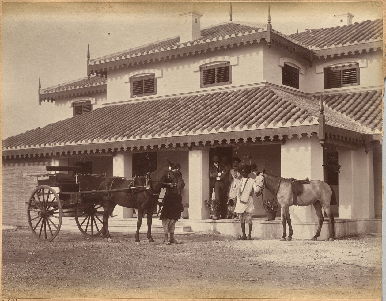 Herr MacNull, Jhansi (verso) av Raja Deen Dayal