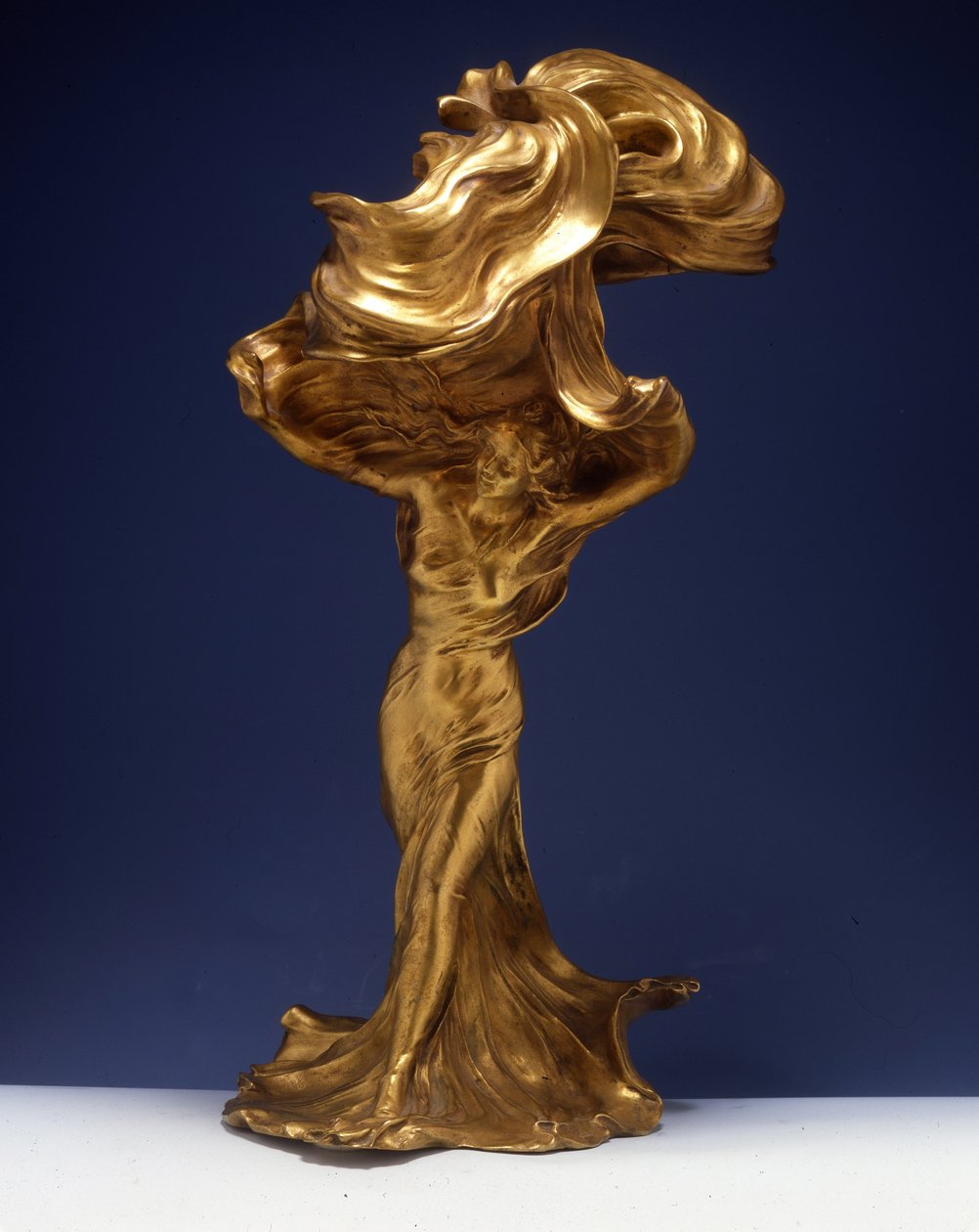Loie Fuller, ca. 1900 av Raoul Francois Larche