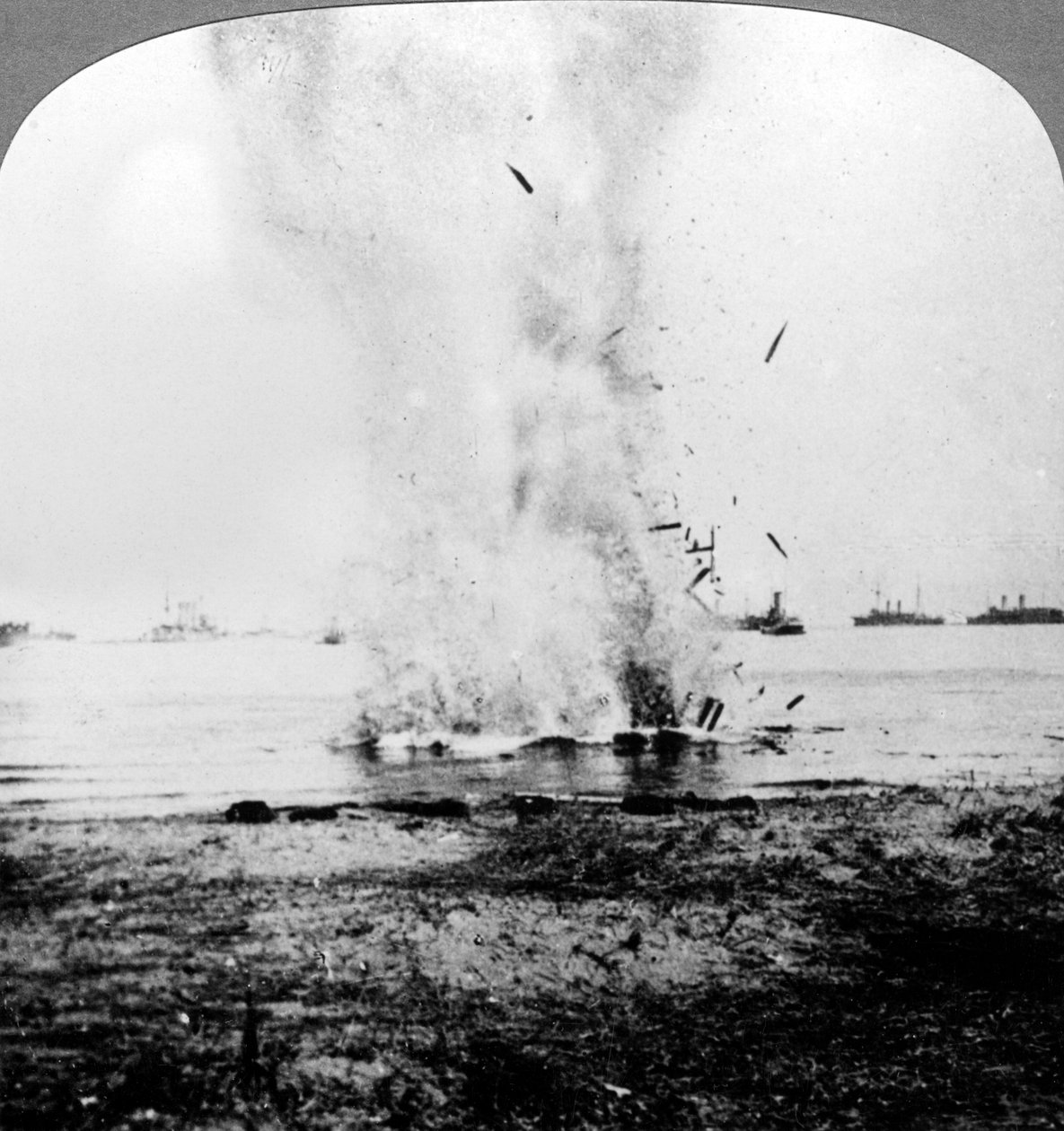 Fanget tysk ubåt kjørt i land og ødelagt, første verdenskrig, 1914-1918 av Realistic Travels Publishers