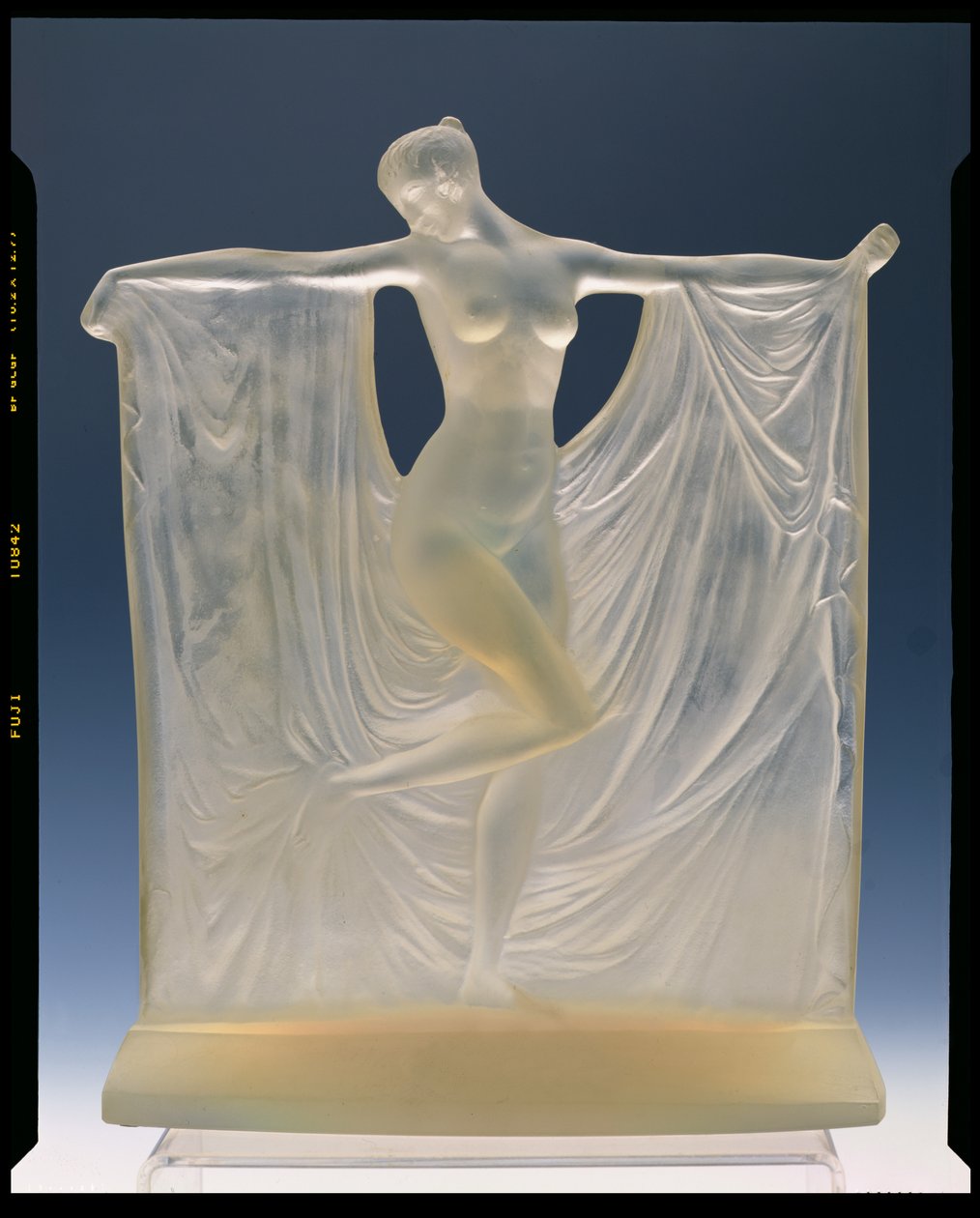Suzanne au Bain, statuett i opaliserende glass av Rene Jules Lalique