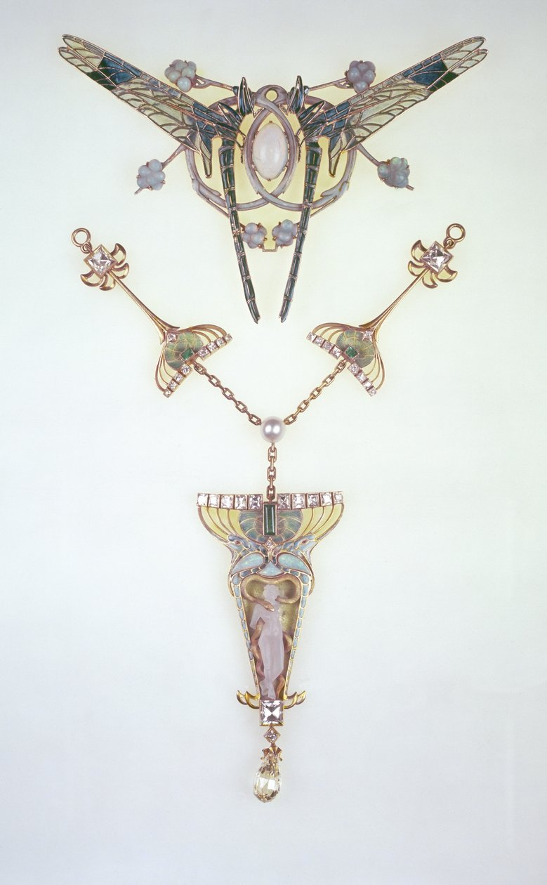 Hårpynt av Lalique og anheng av Philippe Wolfers (1858-1929) av Rene Jules Lalique