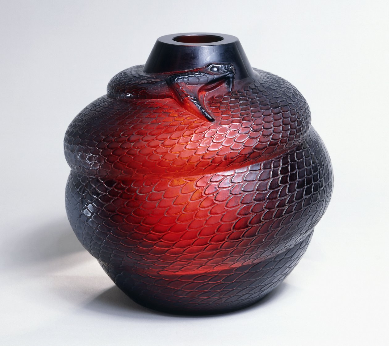 Slange av Rene Jules Lalique