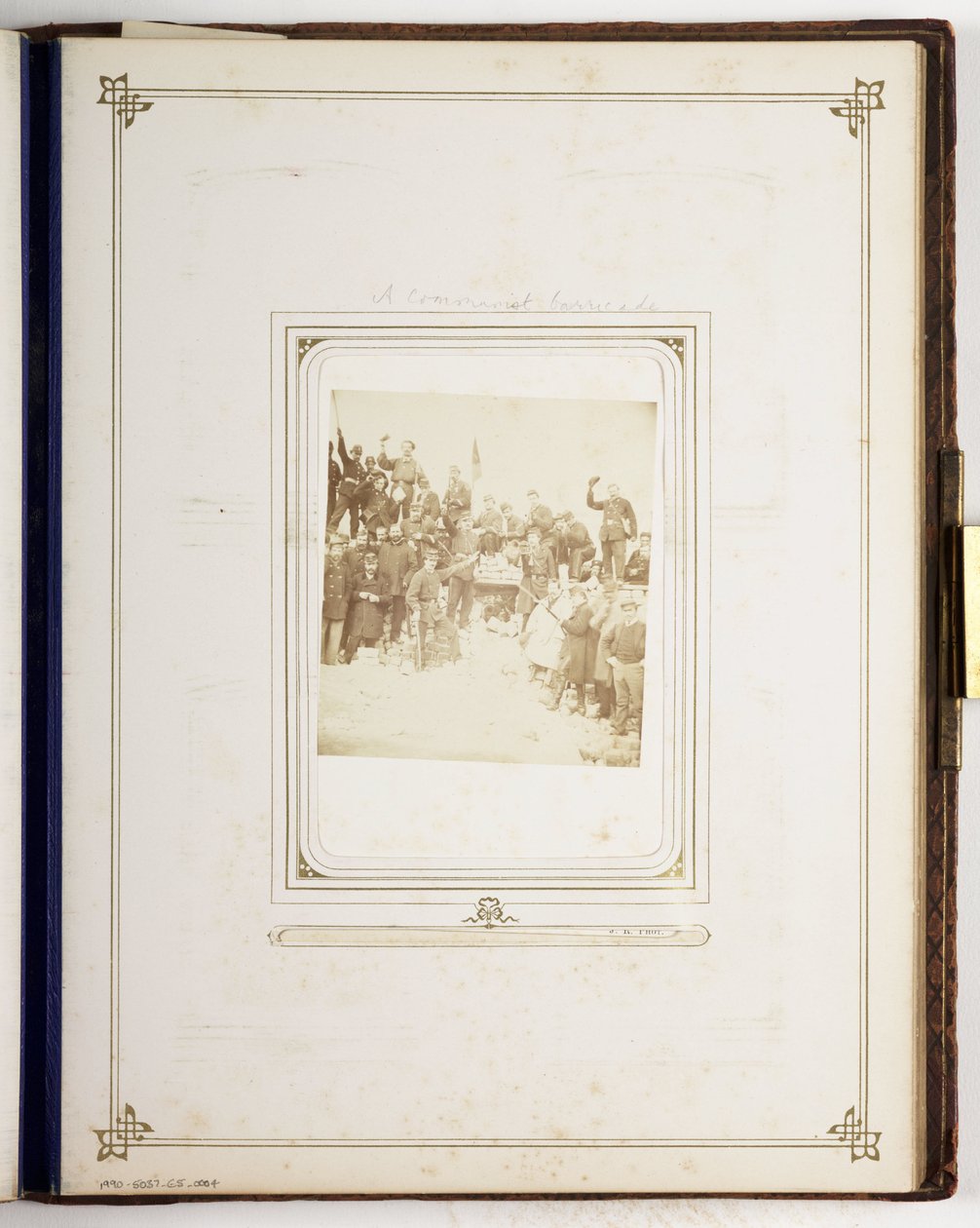 En kommunistisk barrikade, ca 1870-tallet av John Pardon