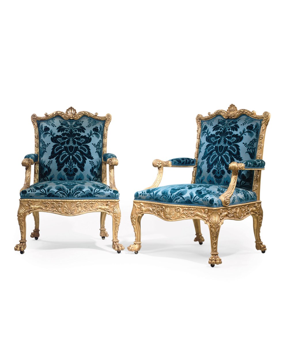 Et par George III lenestoler i forgylt tre av Robert Adam