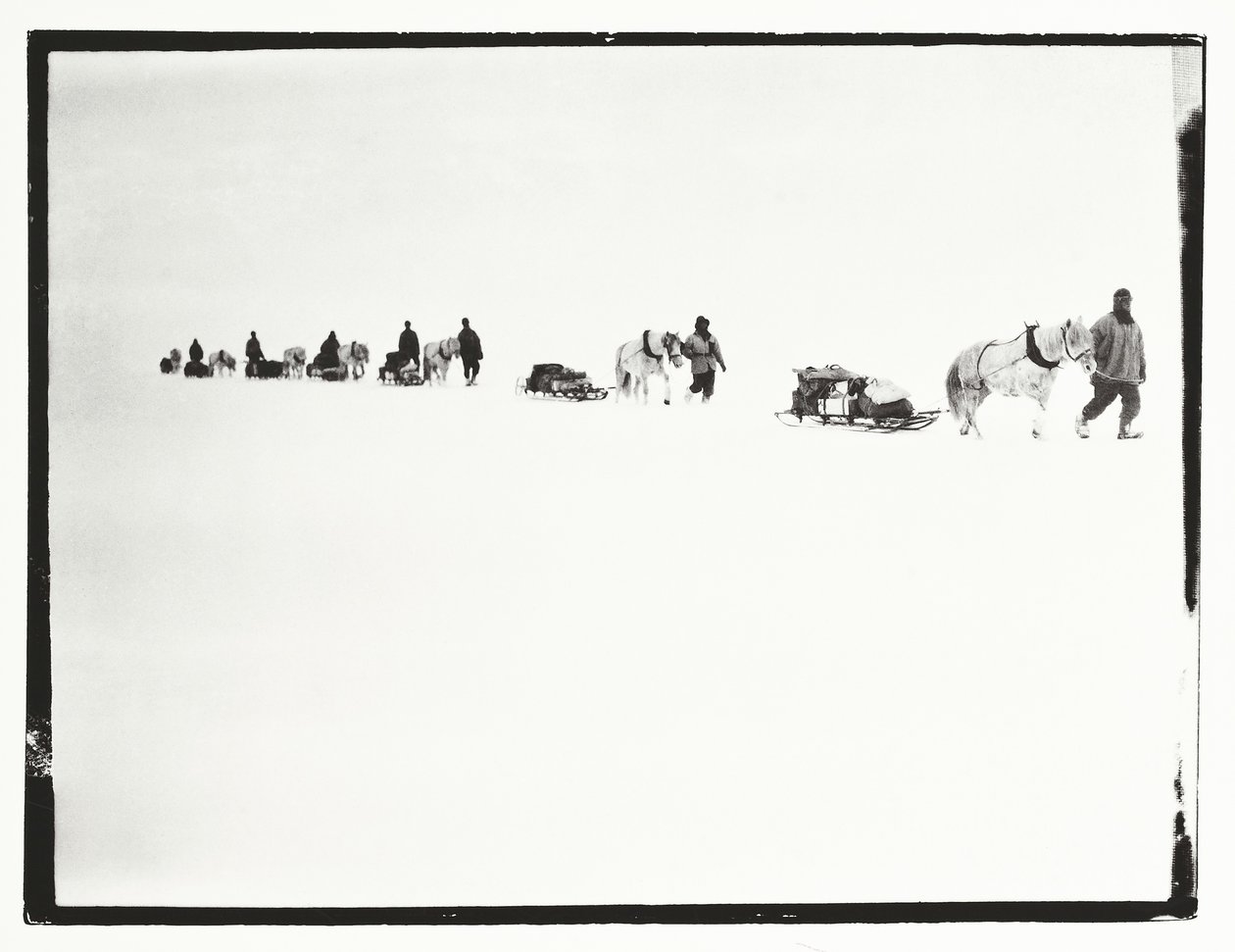 Ponnier på marsj, Great Ice Barrier, 2. desember av Robert Falcon Scott