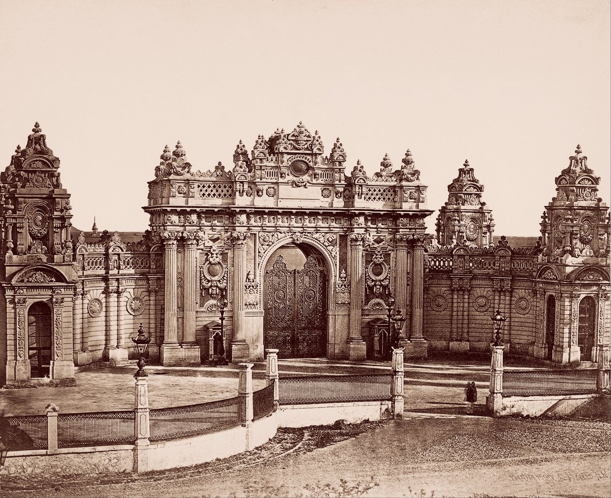 Keiserporten Dolmabahçe Palace av Robertson and Beato