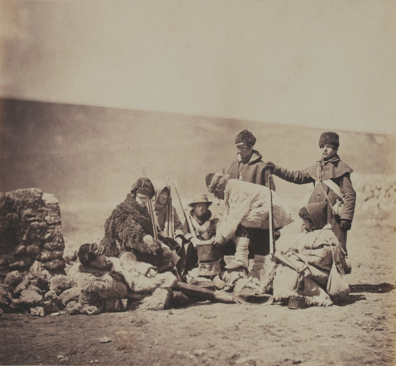 Group of the 47th (Lancashire) Regiment of Foot, fra et album med 52 fotografier assosiert med Krim-krigen, 1855 av Roger Fenton