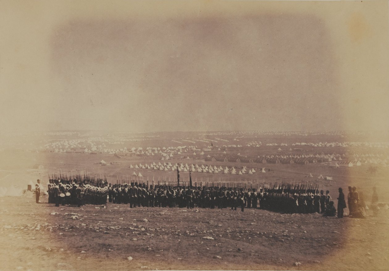 Oberstløytnant Thomas Shadforth and the 57th (West Middlesex) Regiment of Foot, fra et album med 52 fotografier assosiert med Krim-krigen av Roger Fenton
