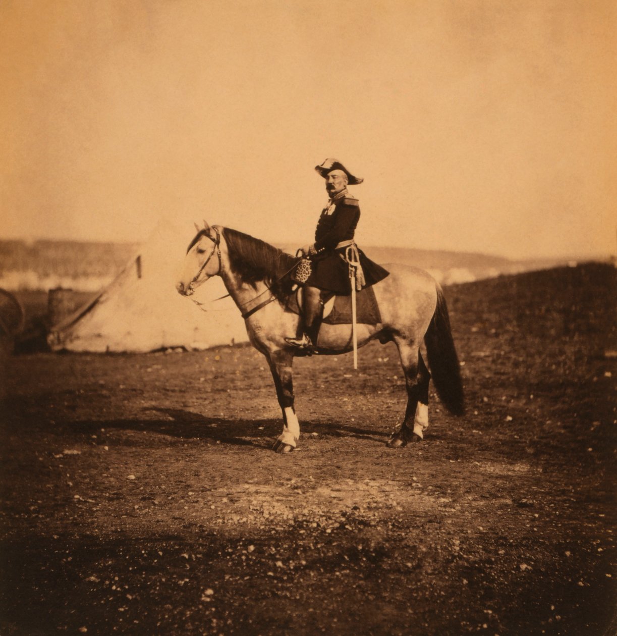 Fransk general Pierre Bosquet, Portrett sittende på hest, Krim-krigen, Krim, Ukraina av Roger Fenton