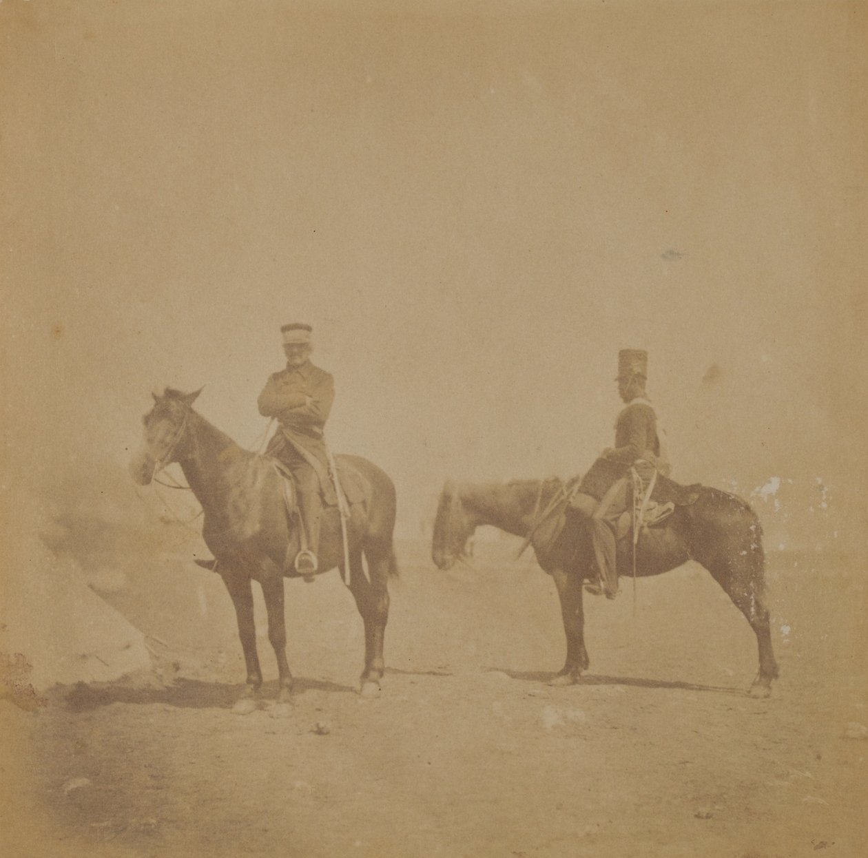 General Sir John Pennefather og en ordensmann, 1855 av Roger Fenton