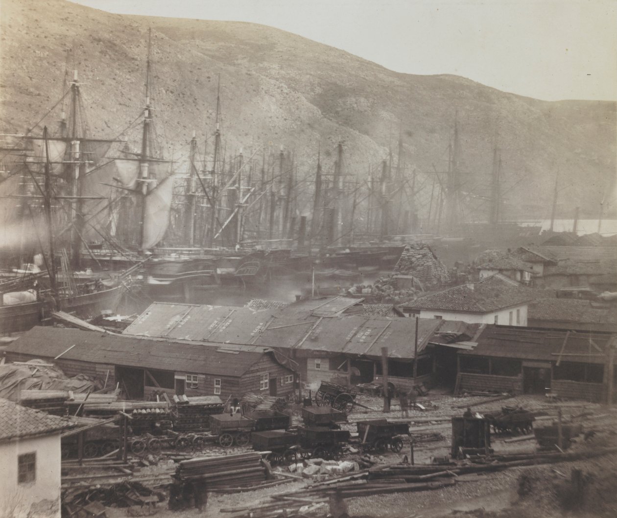 Jernbaneskur og verksteder, Balaklava av Roger Fenton