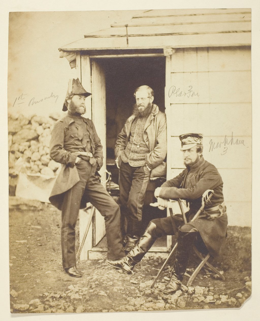 Sir Hy. Fk. Ponsonby (1825-1892), general; Thomas Hook Pearson (1806-1892), general; Frederick Markham (1805-1855), general; tatt i felten, Krim av Roger Fenton