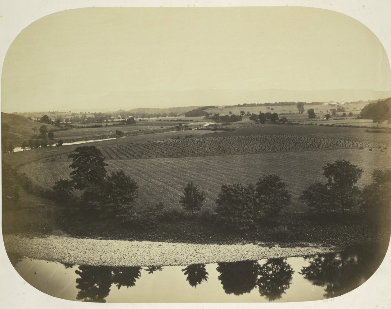 Valley of the Ribble og Pendle Hill, 1859. av Roger Fenton
