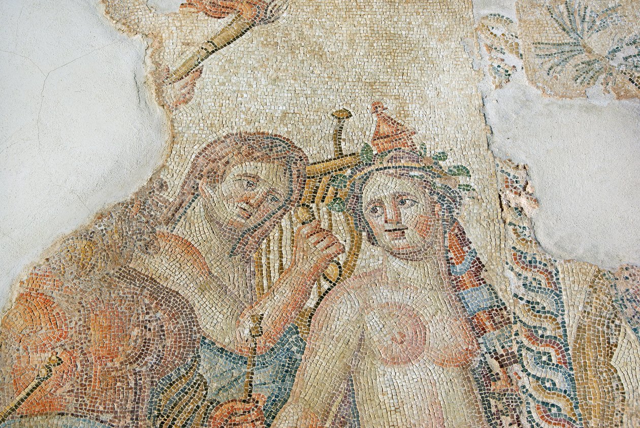 En kentaur sjarmerer en Maenad, detalj fra The Triumphant Procession of Dionysos, House of Aion, Pafos, Kypros (mosaikk) av Roman