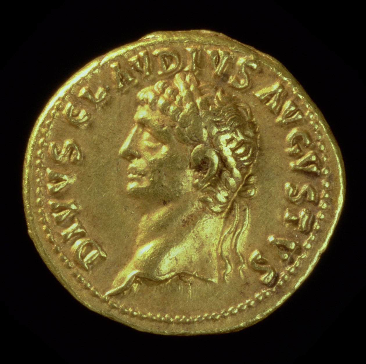 Aureus (forsiden) av den guddommelige Claudius I (41-54 e.Kr.) preget under Nero (54-68 e.Kr.) (gull) Inskripsjon: DIVVS CLAVDIVS AVGVSTVS (for bakside se 119149) av Roman