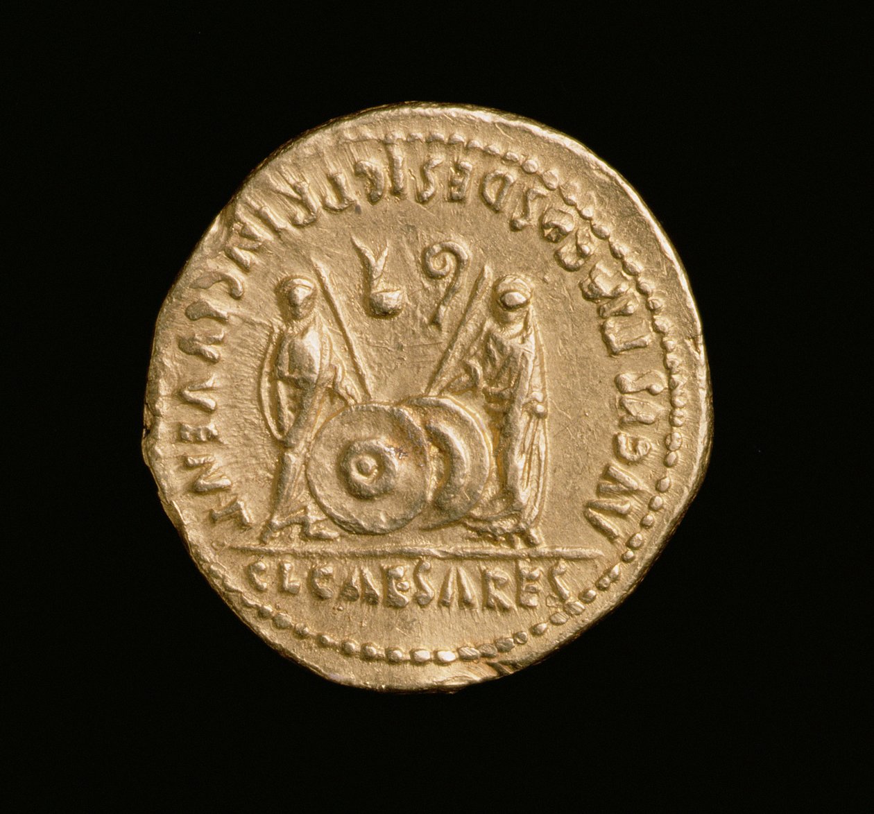 Aureus av keiser Augustus (31 f.Kr.-14 e.Kr.) romersk mynte (revers) (gull) (for forside se 168069) av Roman