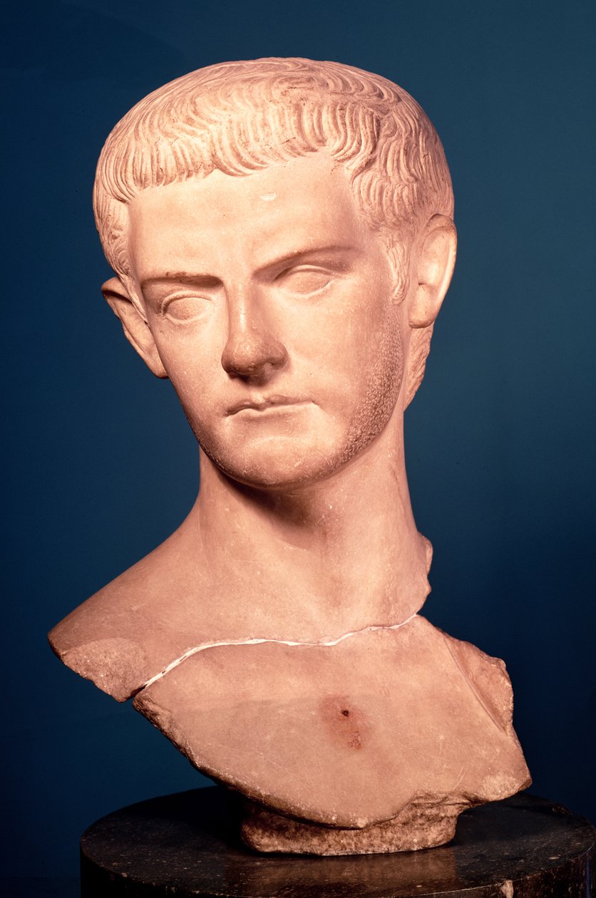 Byste av keiser Caligula (ca. 12-41 e.Kr.) fra Thrakia, ca. 39-40 e.Kr. (marmor) av Roman