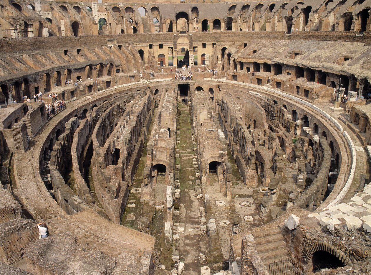 Interiør av Colosseum, bygget ca.70-80 e.Kr av Roman