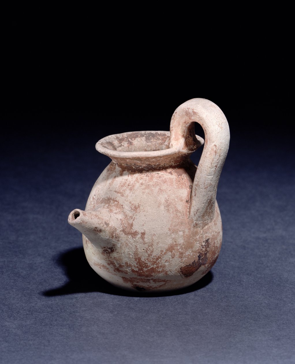 Lampepåfyllingsmugge (keramikk) av Roman