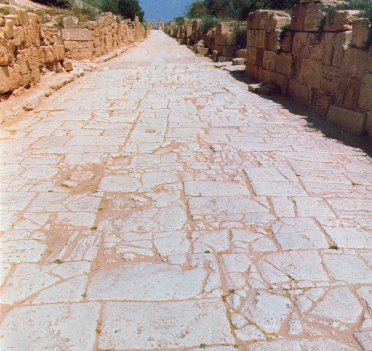 Main Street, 53-54 AD av Roman