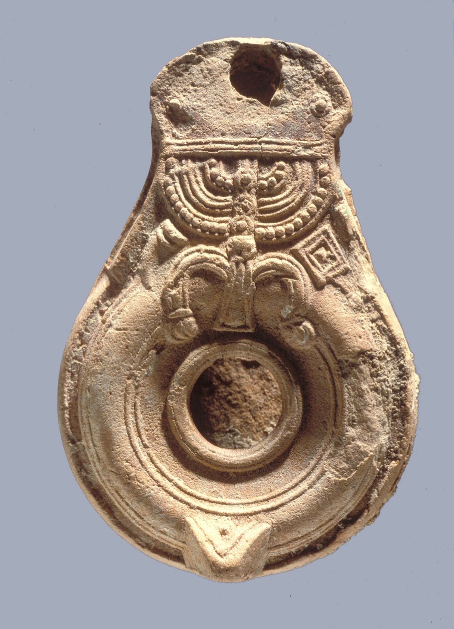 Oljelampe dekorert med jødiske symboler av Roman