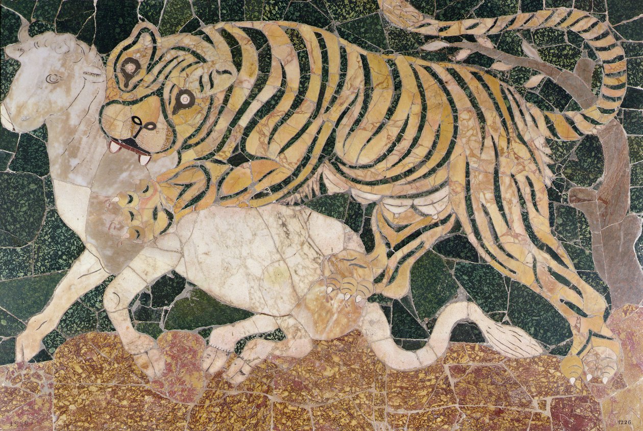 Panel som viser en tiger som angriper (marmor) av Roman