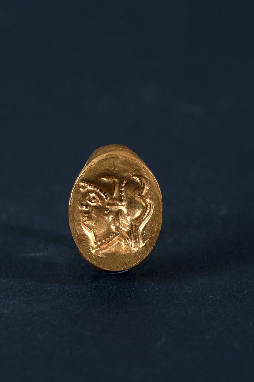 Ring med hode av Athena (bladgull) av Roman