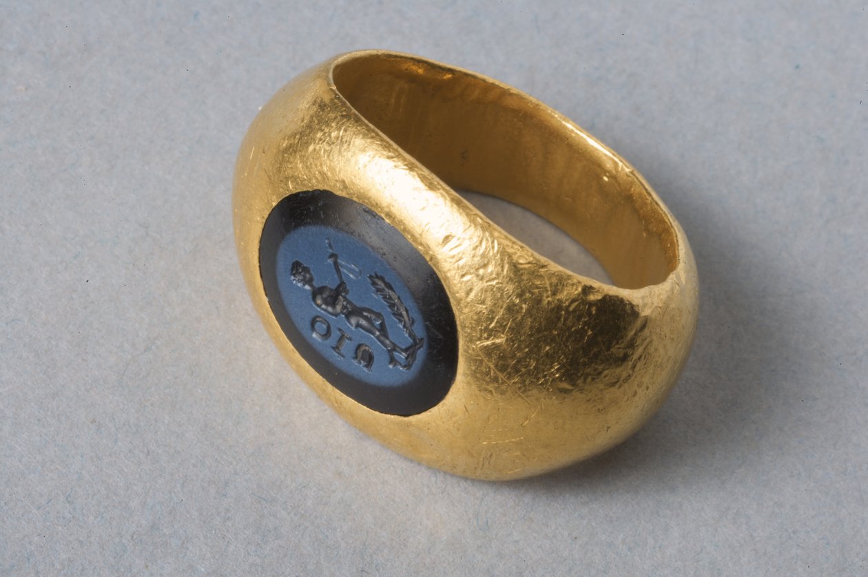 Ring med nicolo dyptrykk gravert med Theseus (gull) av Roman