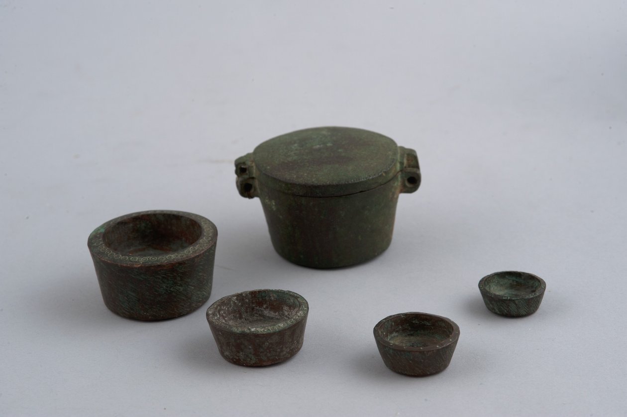 Sett med vekter (bronse) av Roman
