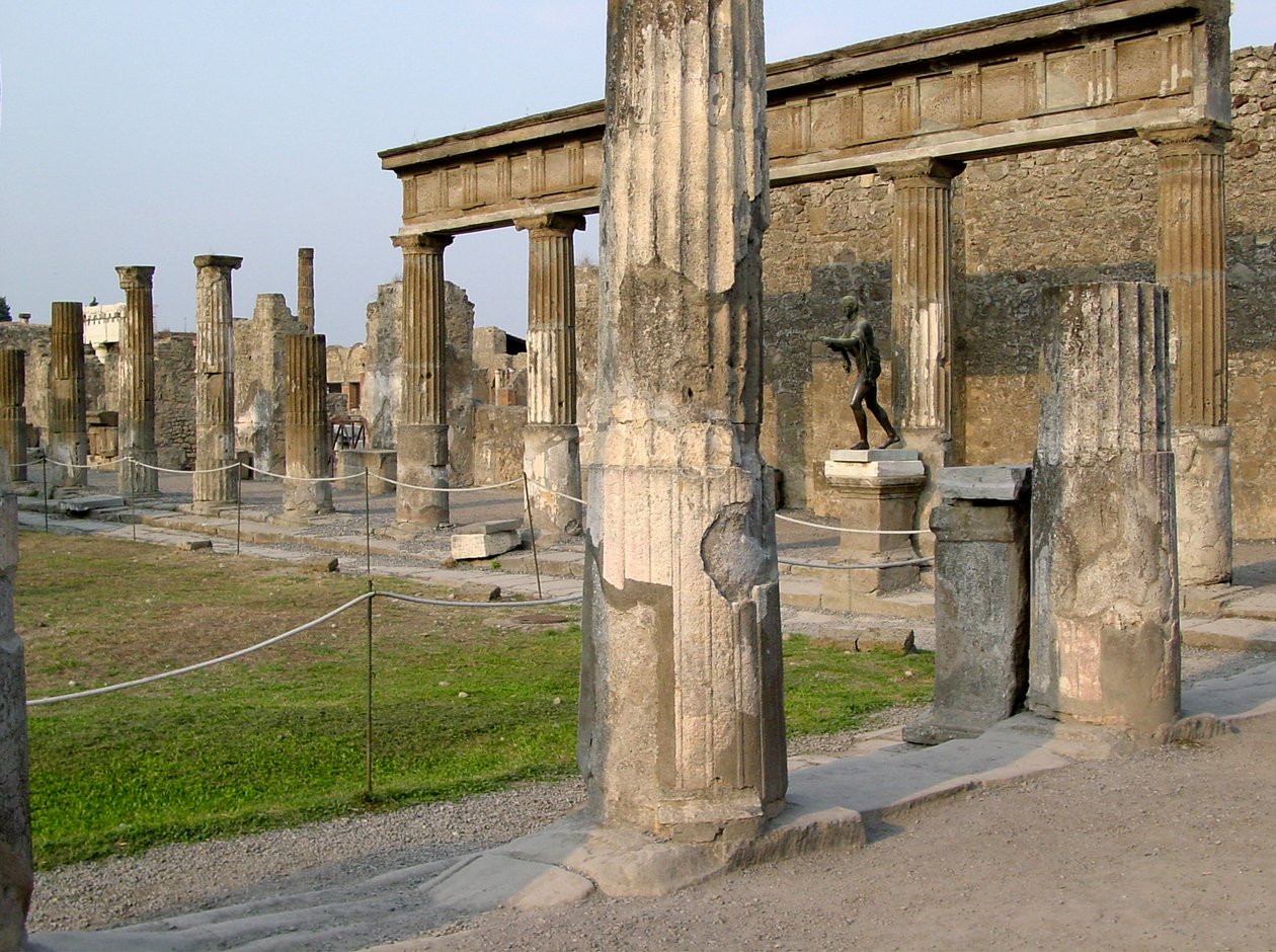 Apollons tempel av Roman