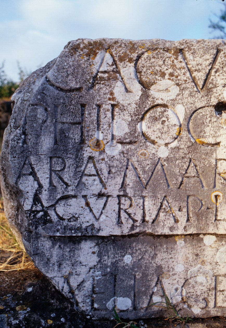 Gravfragment med tekst på Appian Way av Roman