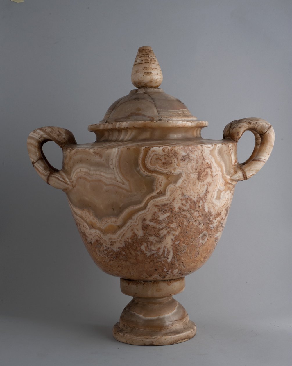 Urne (alabast) av Roman