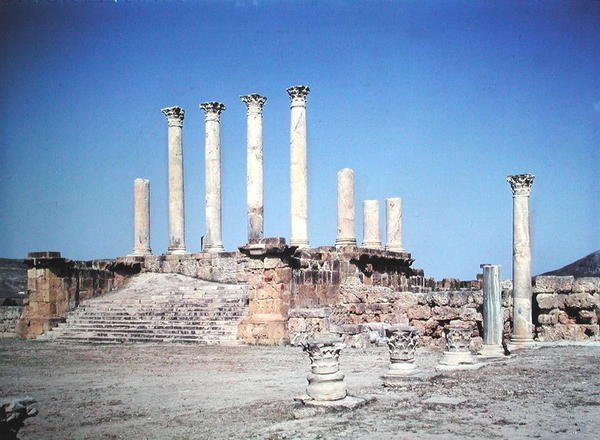 Utsikt over Capitolium, ca. 168 e.Kr av Roman