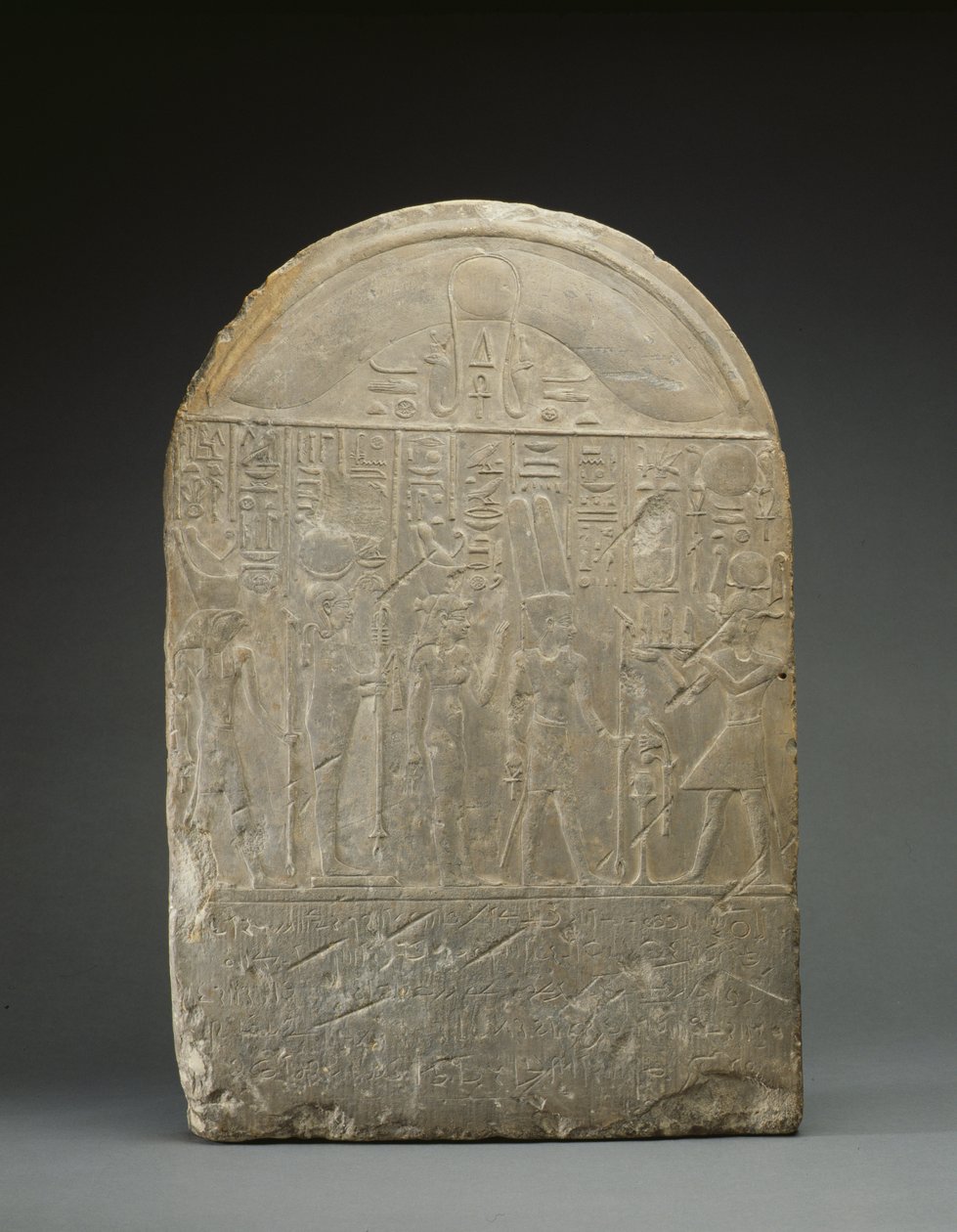 Kistemaske av en mann, med spor av pigmentøyne innlagt med glass og obsidian av Roman Period Egyptian