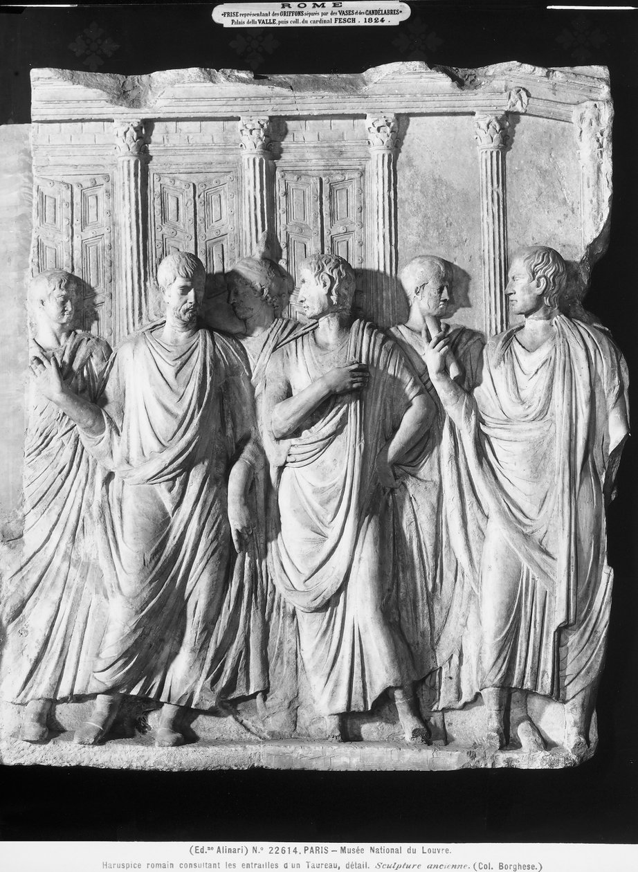 En gruppe senatorer utenfor Jupiter-tempelet (marmor) (se 261376 amd 261377) av Roman