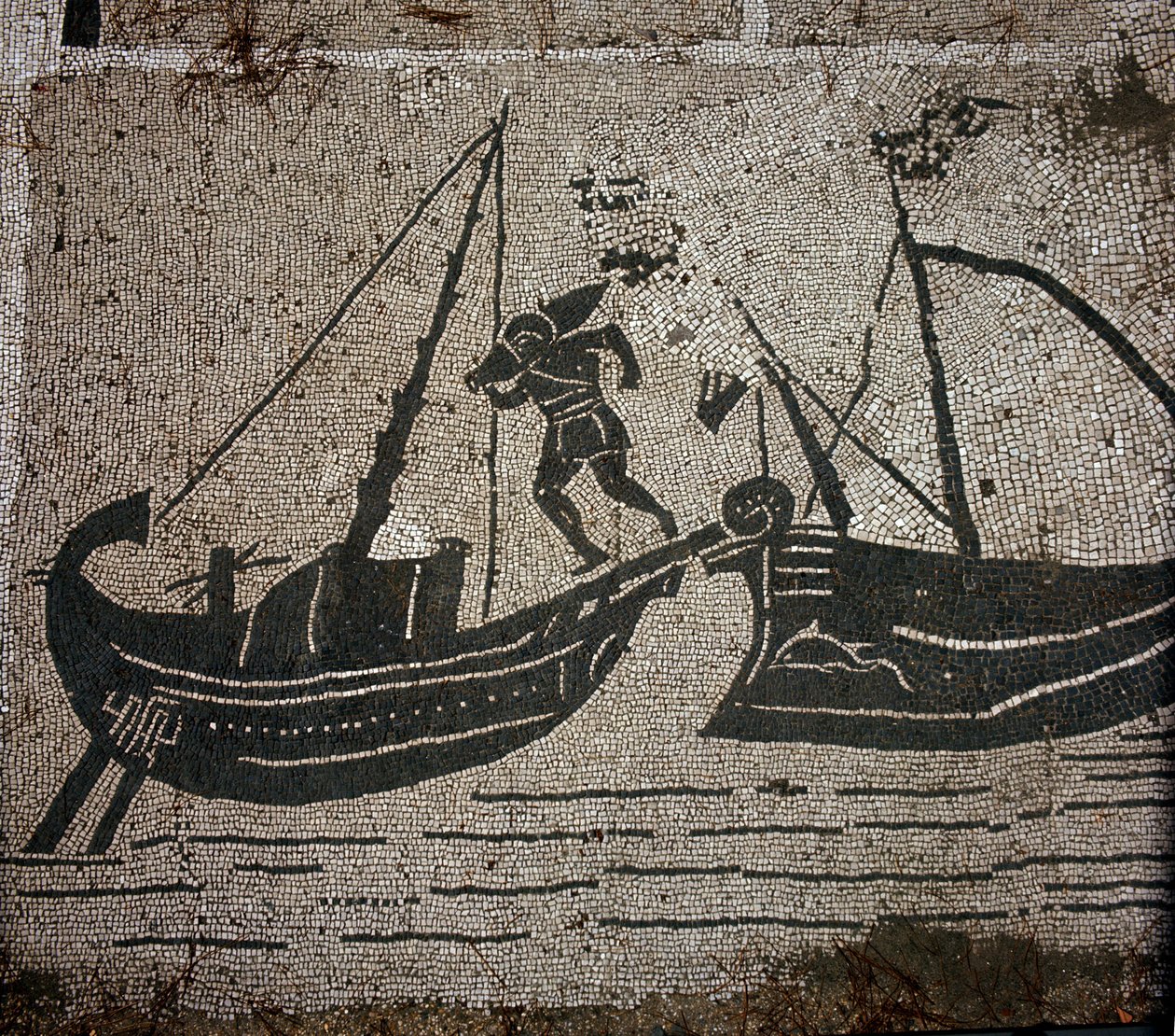 Gamle Ostia (Ostia). Place des Corporations. Mosaikk av Sabratha Seafarers Corporation. Laste varer på et fartøy. av Roman